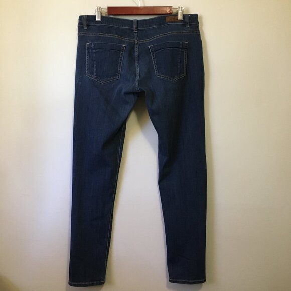 DH3 Mia Mid Rise Blue Jeans - Picture 2 of 16